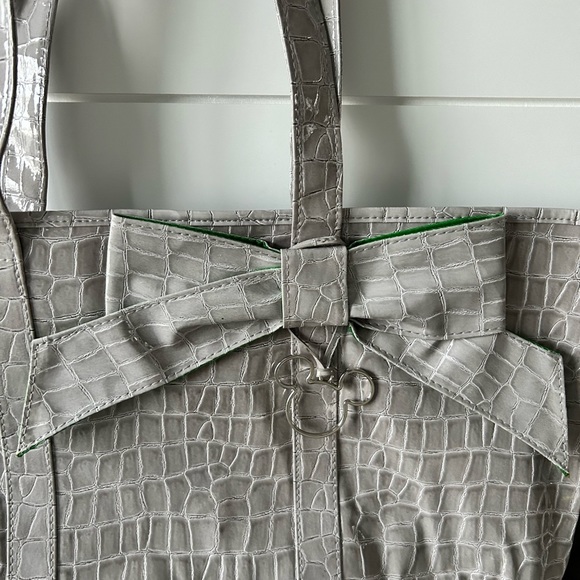 Walt Disney World XL Silver tote - Picture 10 of 10